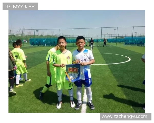 小学足球队旗的设计与意义探讨以及对学生团队精神的培养